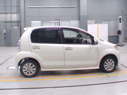 2010 Toyota Passo