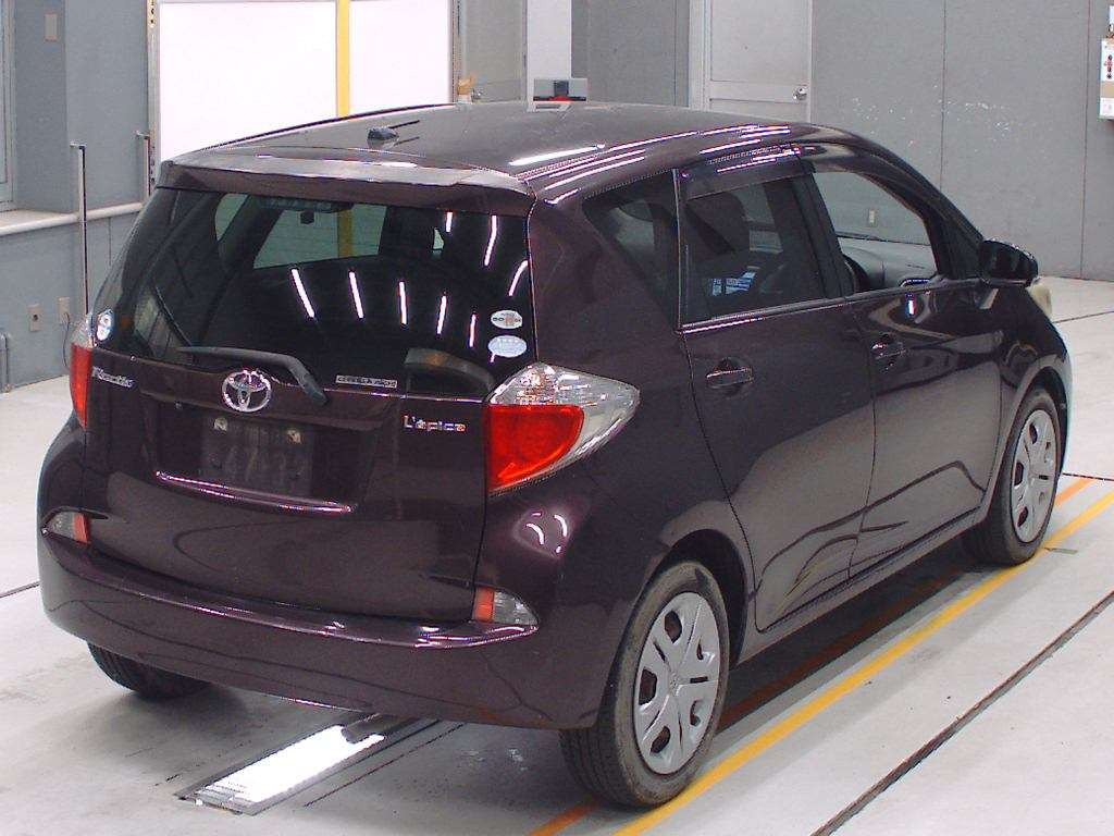 2011 Toyota Ractis NCP120[1]