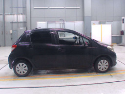 2011 Toyota Vitz