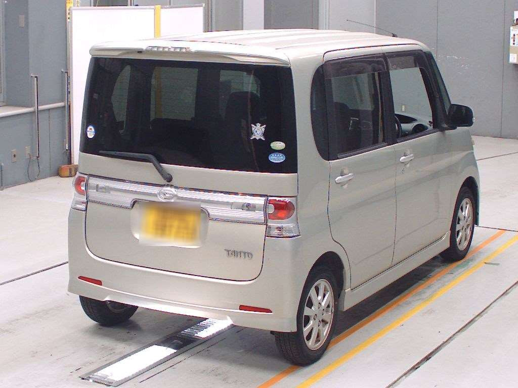 2009 Daihatsu Tanto Custom L375S[1]