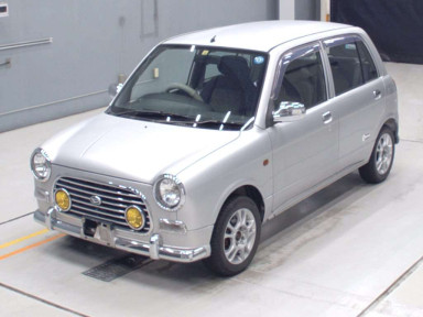 2001 Daihatsu Miragino