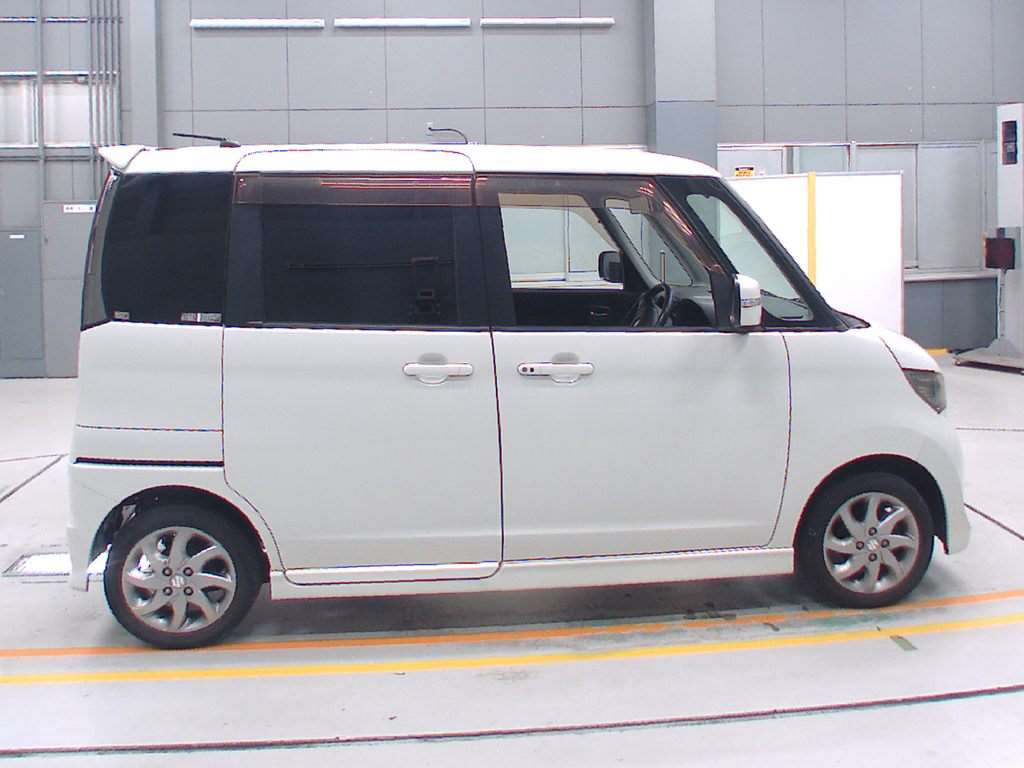 2012 Suzuki Palette SW MK21S[2]