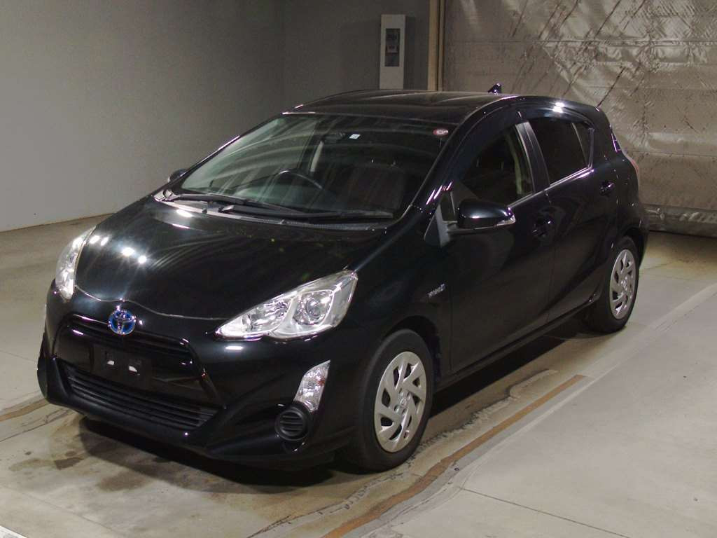 2016 Toyota Aqua NHP10[0]