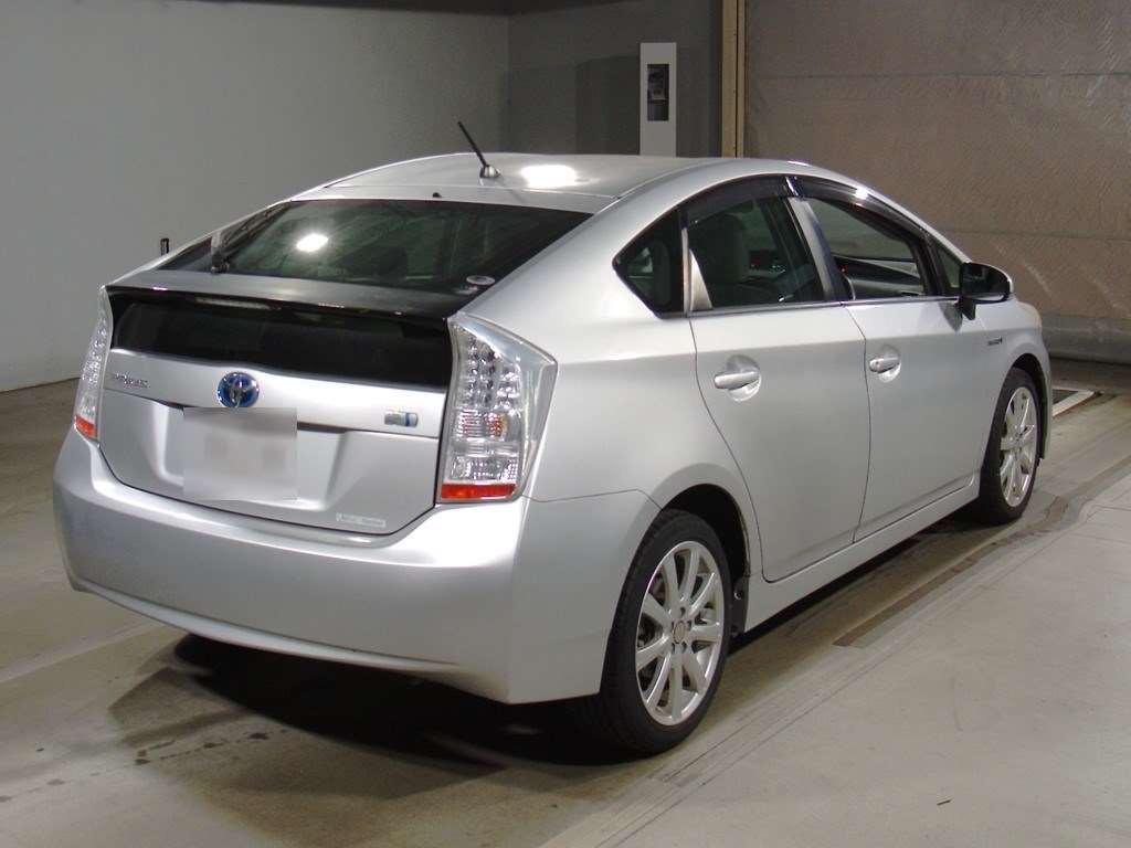 2011 Toyota Prius ZVW30[1]