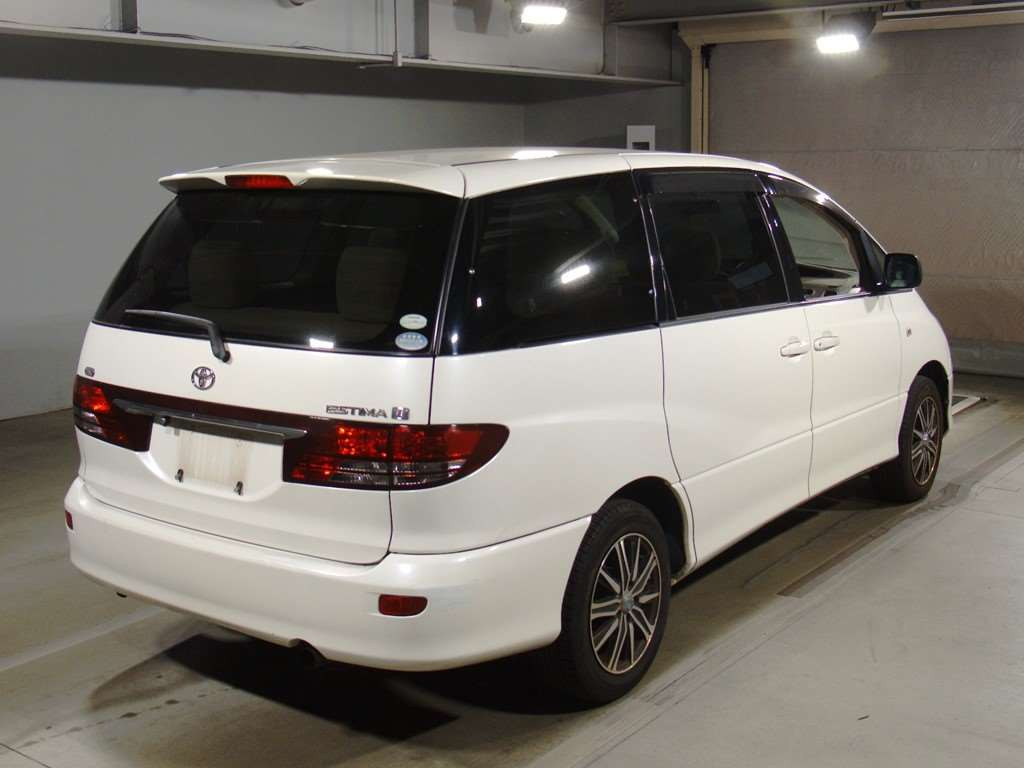 2005 Toyota Estima ACR30W[1]