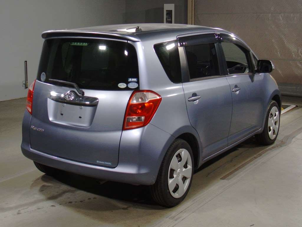 2006 Toyota Ractis NCP100[1]