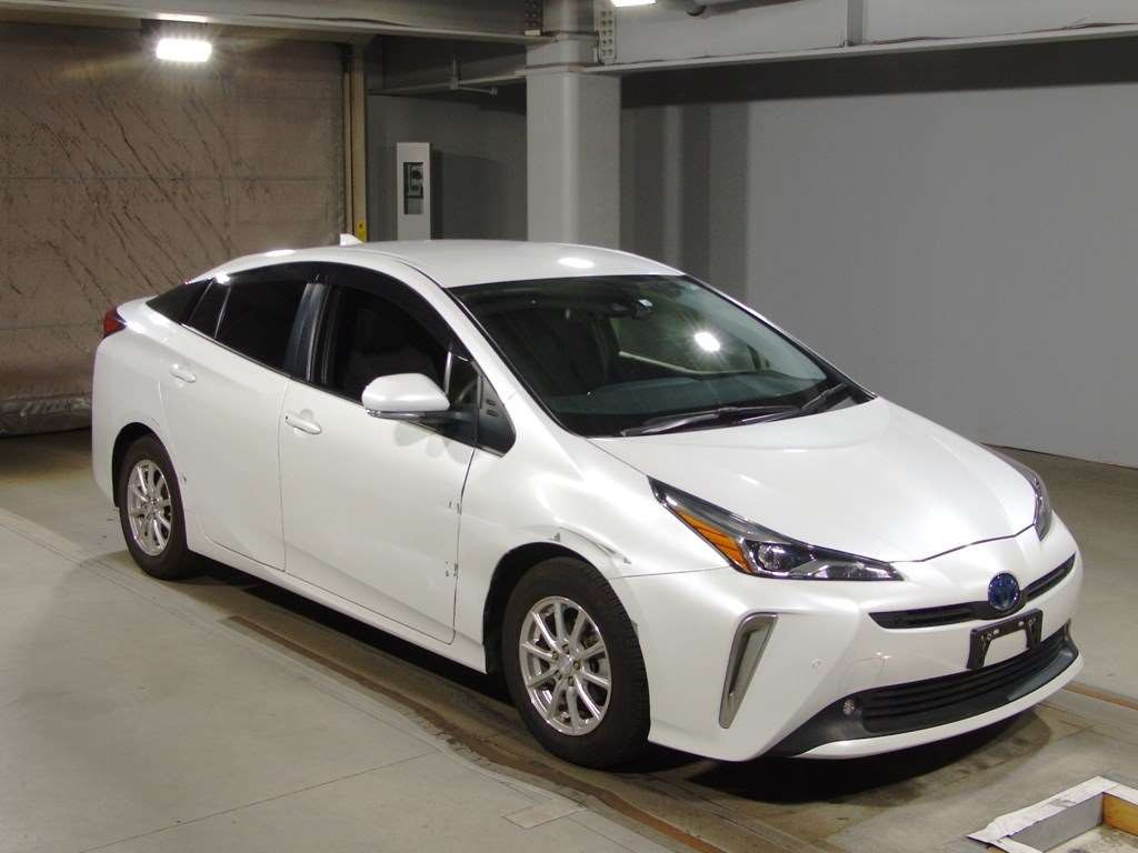 2020 Toyota Prius ZVW51[2]