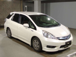 2013 Honda Fit Shuttle Hybrid