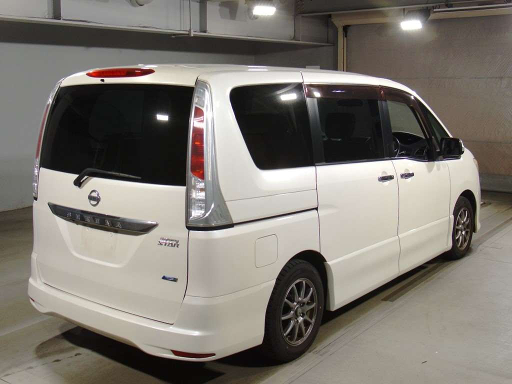 2011 Nissan Serena FC26[1]