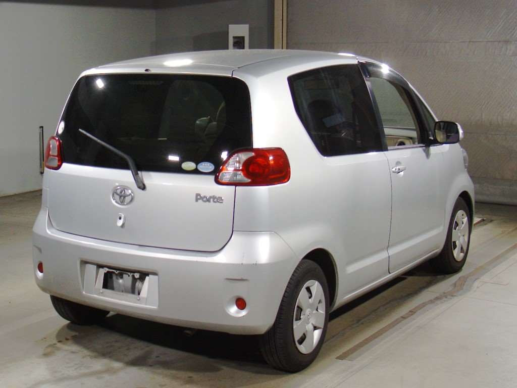 2008 Toyota Porte NNP11[1]