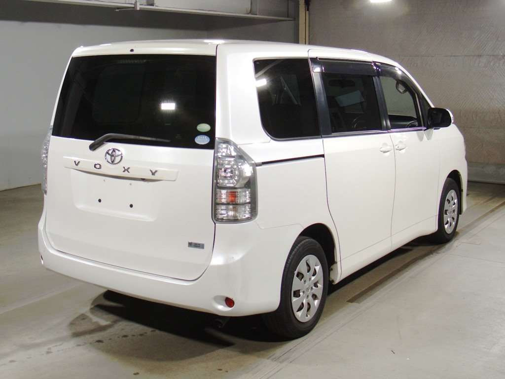 2012 Toyota Voxy ZRR70G[1]