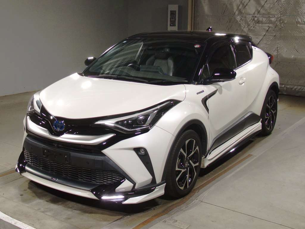 2020 Toyota C-HR ZYX11[0]