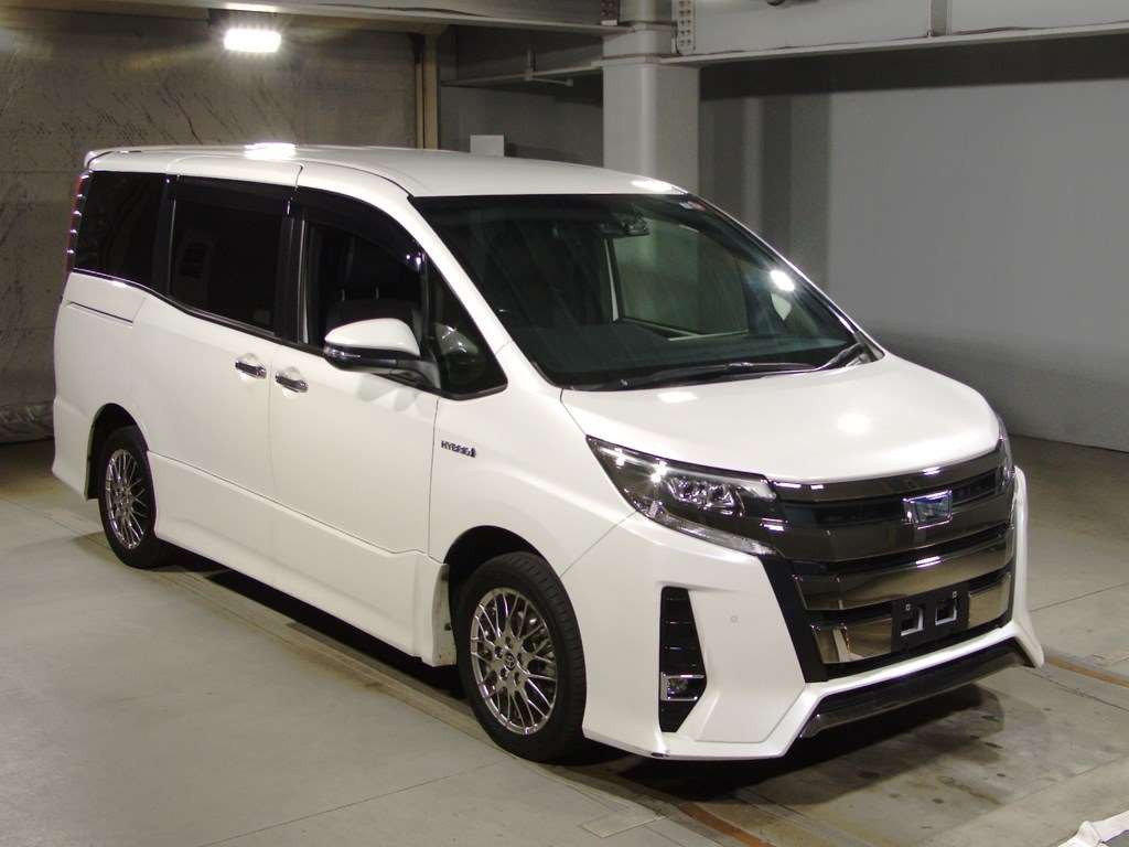 2019 Toyota Noah ZWR80W[2]