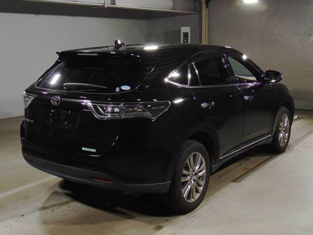 2015 Toyota Harrier ZSU60W[1]