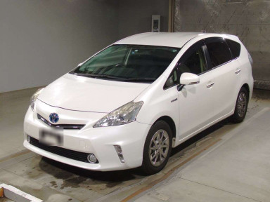 2014 Toyota Prius alpha