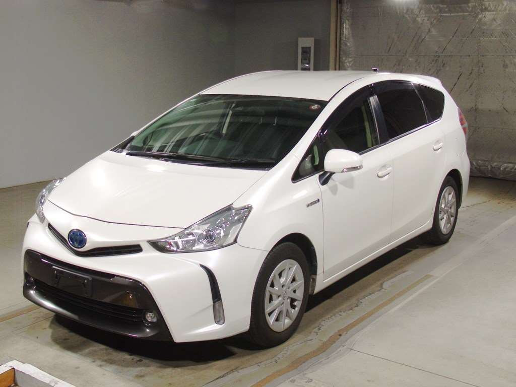 2019 Toyota Prius alpha ZVW40W[0]