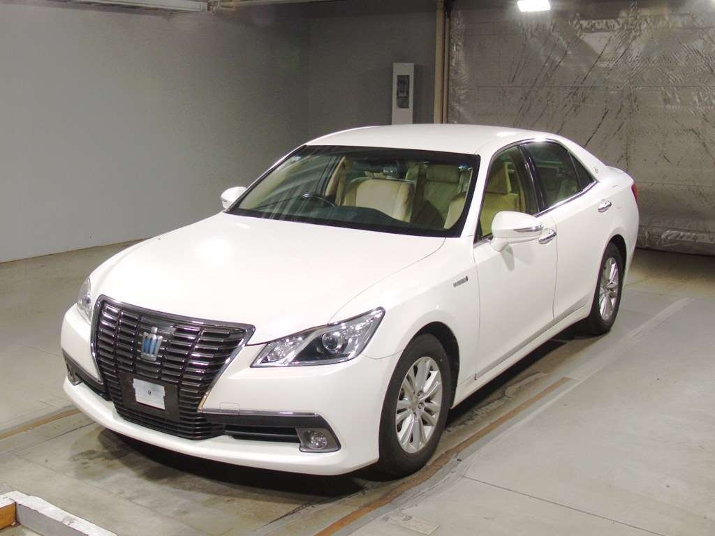 2013 Toyota Crown Hybrid AWS210[0]