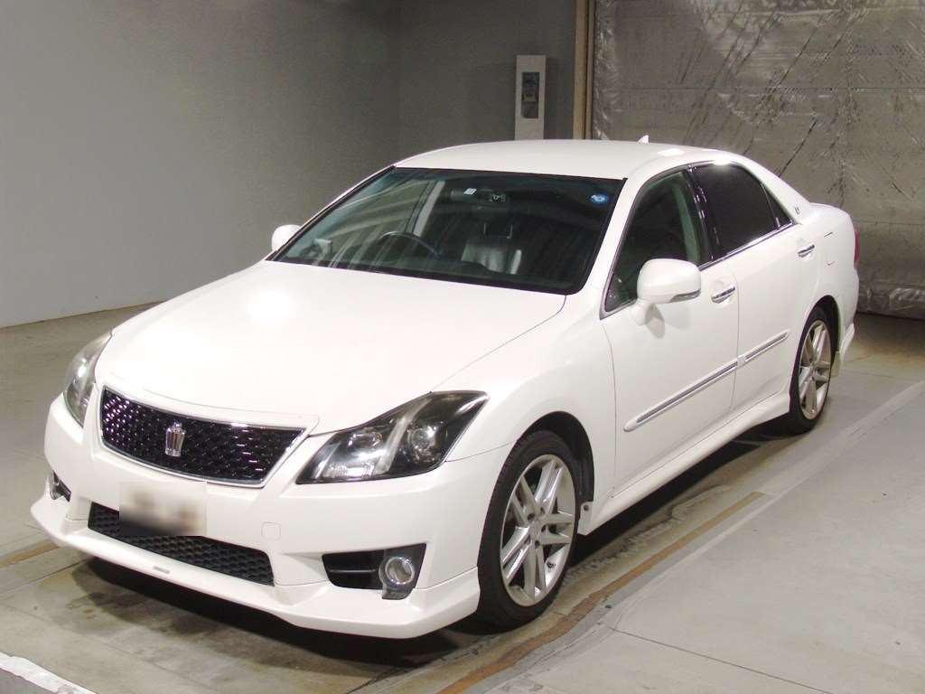 2011 Toyota Crown GRS200[0]