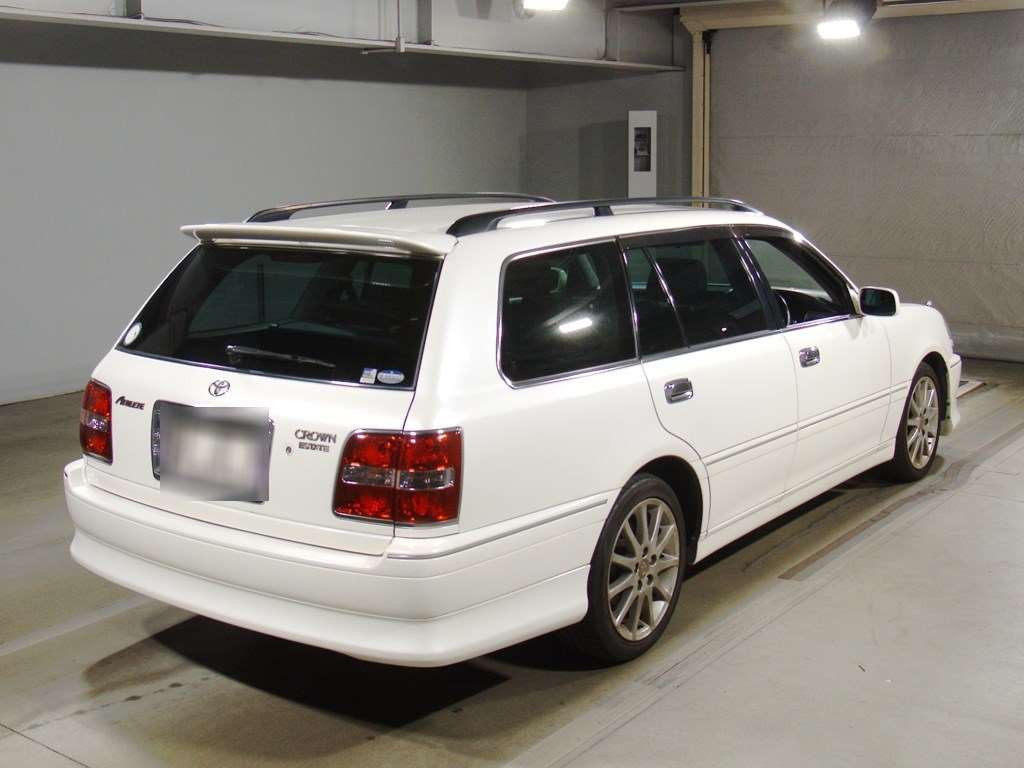 2003 Toyota Crown Estate JZS171W[1]