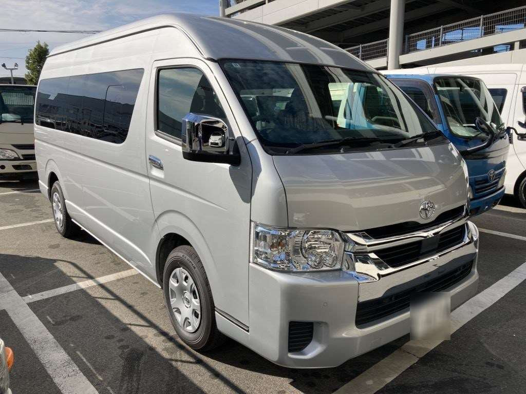 2024 Toyota Hiace Wagon TRH224W[2]