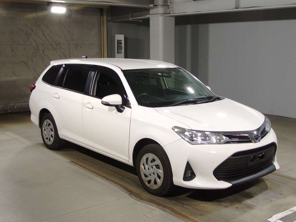 2021 Toyota Corolla Fielder NZE164G[2]