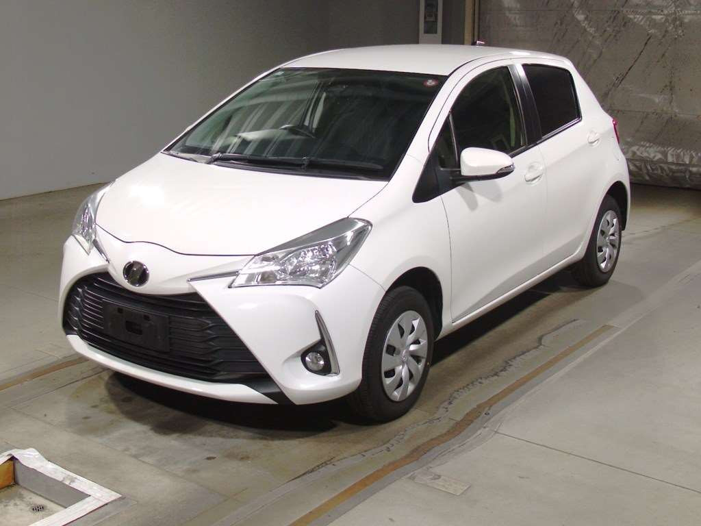 2019 Toyota Vitz NSP135[0]