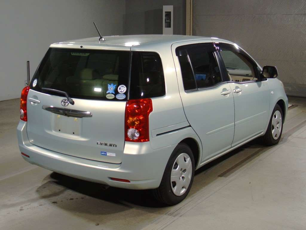 2006 Toyota Raum NCZ20[1]