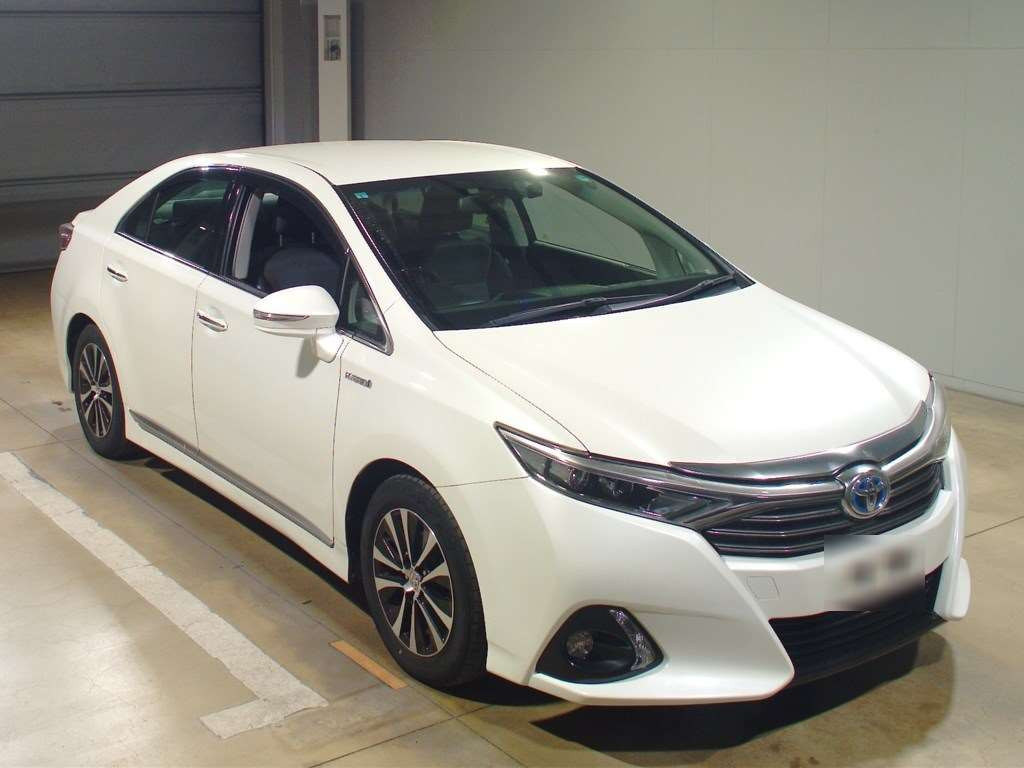 2015 Toyota SAI AZK10[2]