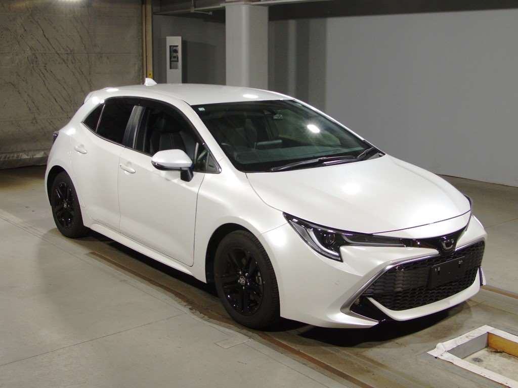 2020 Toyota Corolla Sports NRE210H[2]