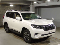 2022 Toyota Land Cruiser Prado