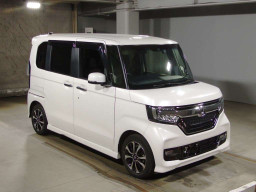 2019 Honda N-BOX CUSTOM