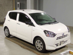 2018 Daihatsu Mira es