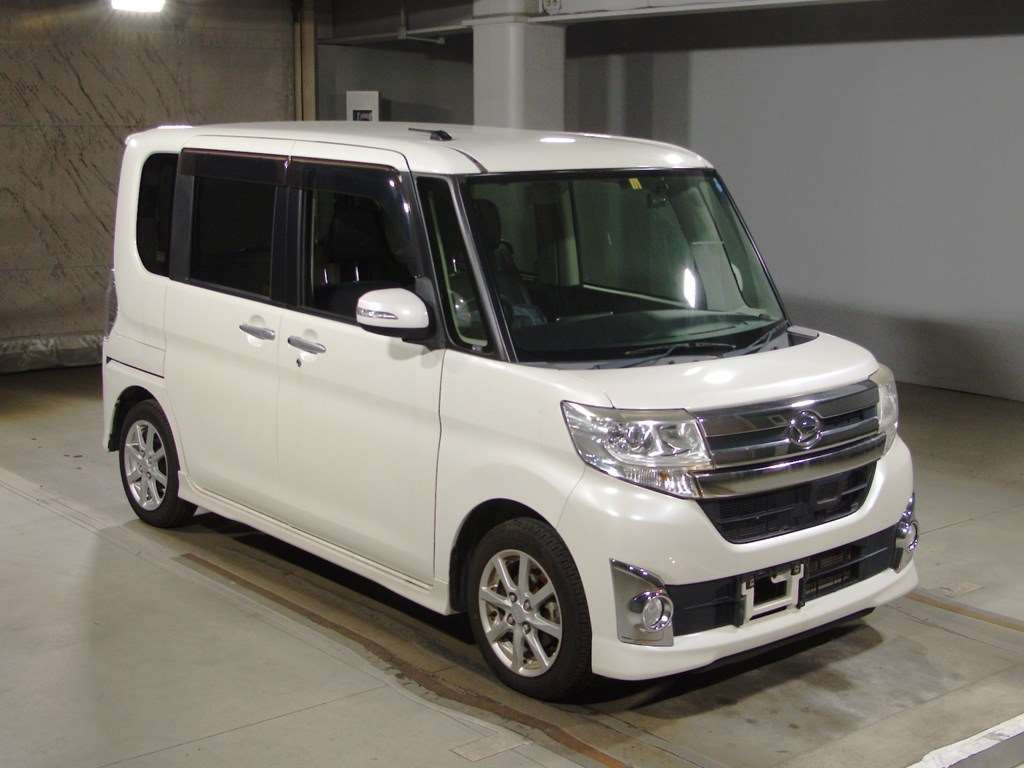 2013 Daihatsu Tanto Custom LA600S[2]