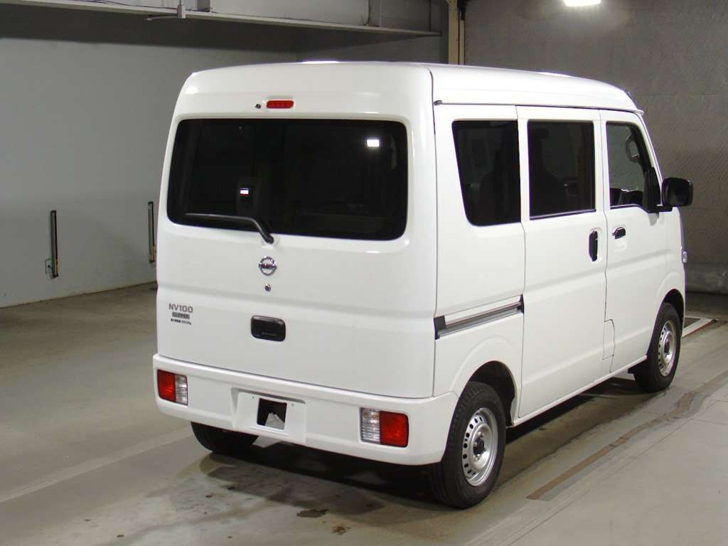 2024 Nissan NV100 Clipper DR17V[1]