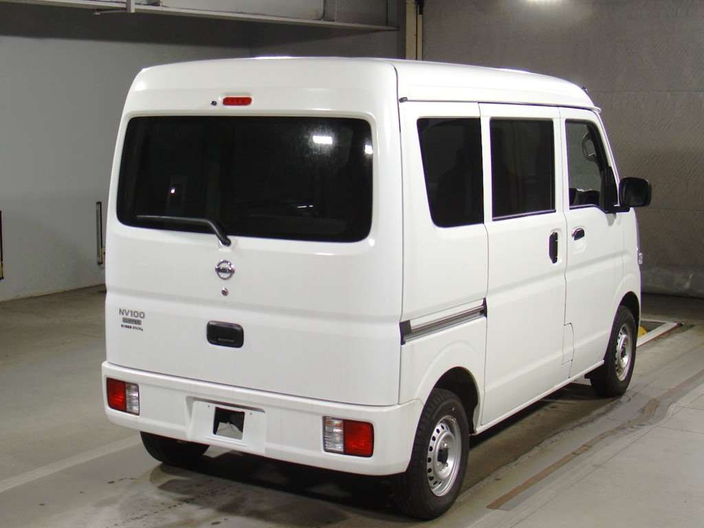 2024 Nissan NV100 Clipper DR17V[1]