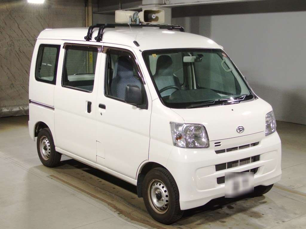 2017 Daihatsu Hijet Cargo S331V[2]