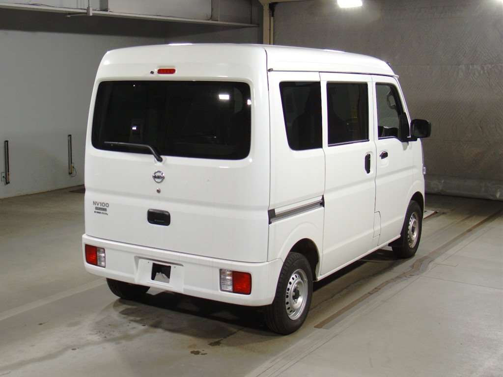 2024 Nissan NV100 Clipper DR17V[1]