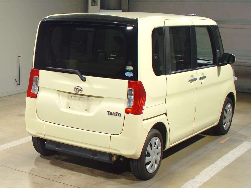 2015 Daihatsu Tanto LA600S[1]