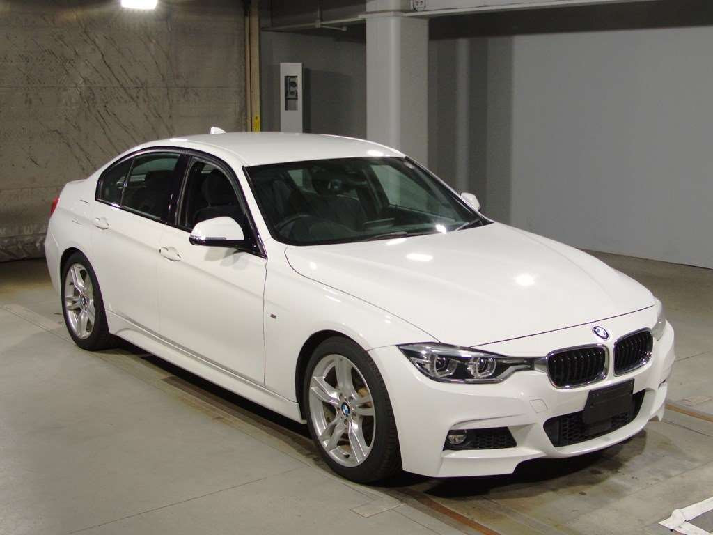 2016 BMW 3 Series 3D20[2]