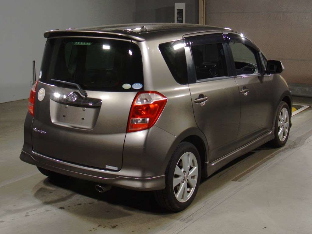 2006 Toyota Ractis NCP100[1]