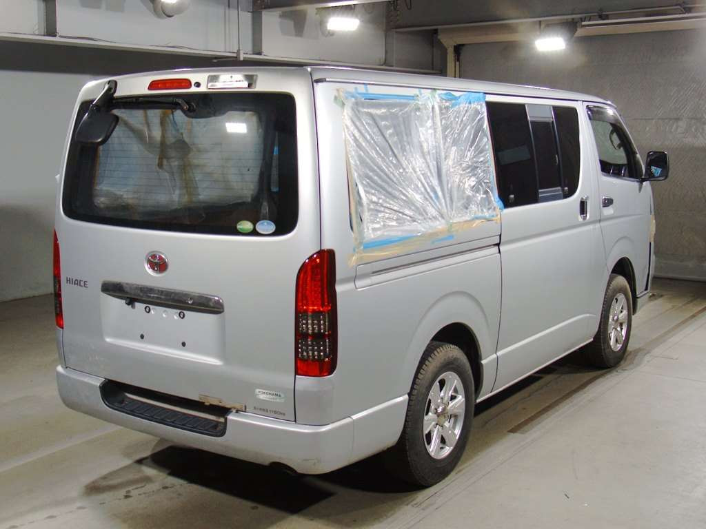 2009 Toyota Hiace Van KDH206V[1]