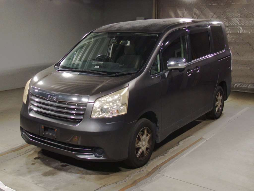 2008 Toyota Noah ZRR70G[0]