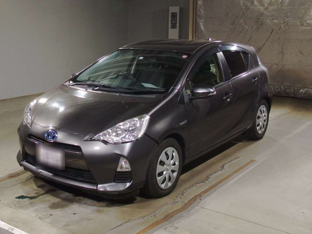 2012 Toyota Aqua NHP10[0]