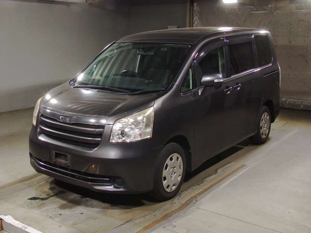 2008 Toyota Noah ZRR70G[0]