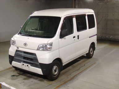 2018 Toyota Pixis Van