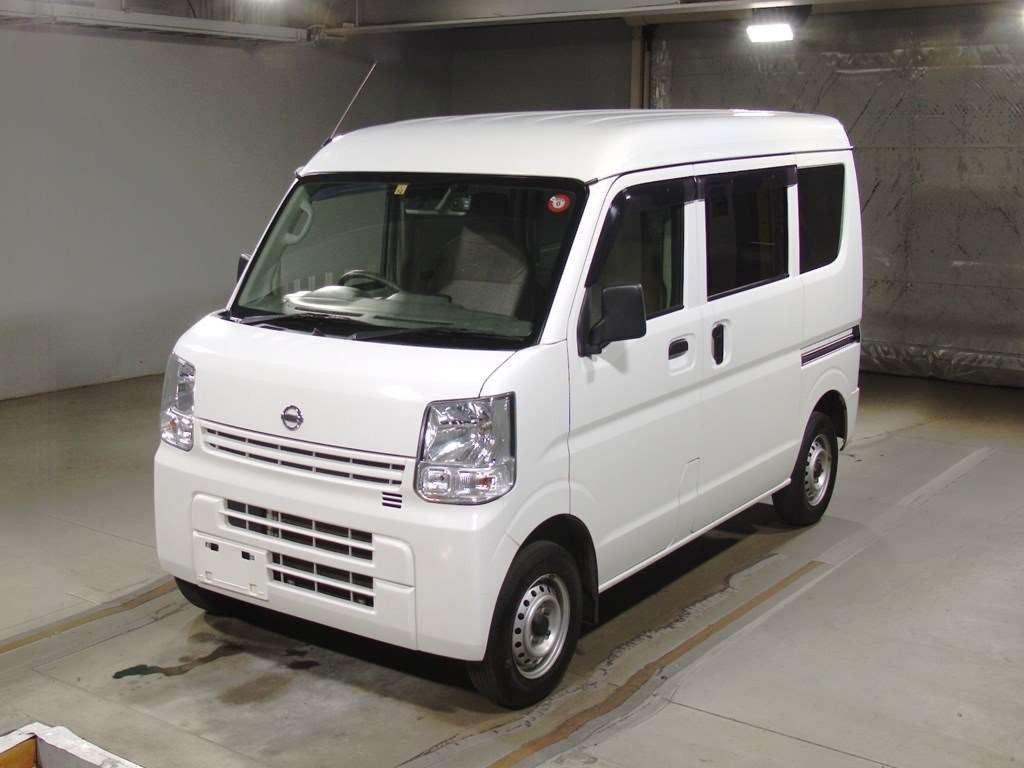 2018 Nissan NV100 Clipper DR17V[0]