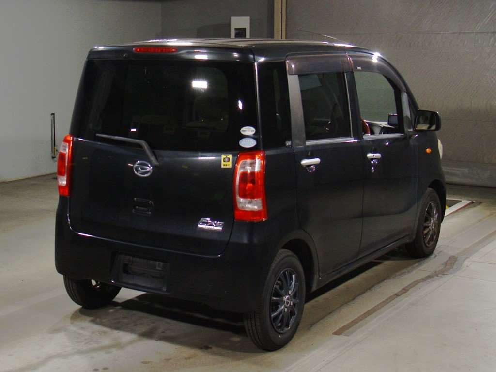 2010 Daihatsu Tanto exe L455S[1]