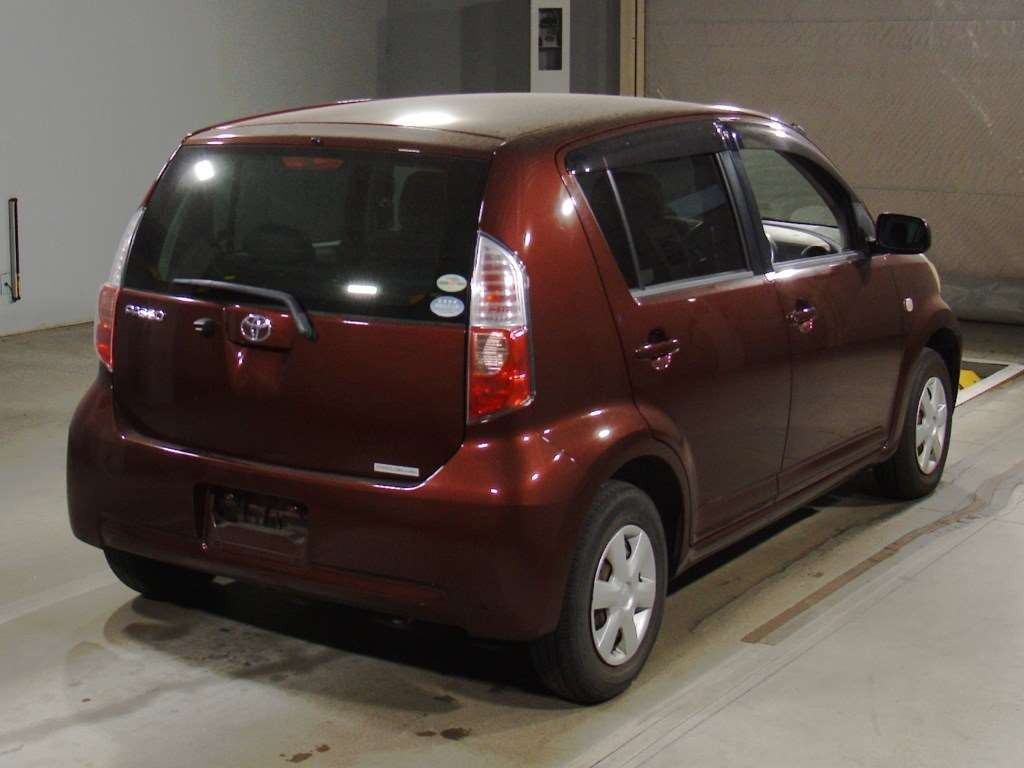 0 Toyota Passo KGC10[1]