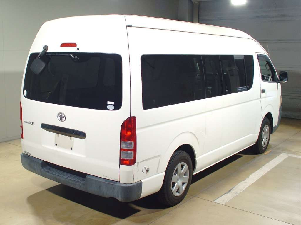 2007 Toyota Regiusace Van TRH221K[1]