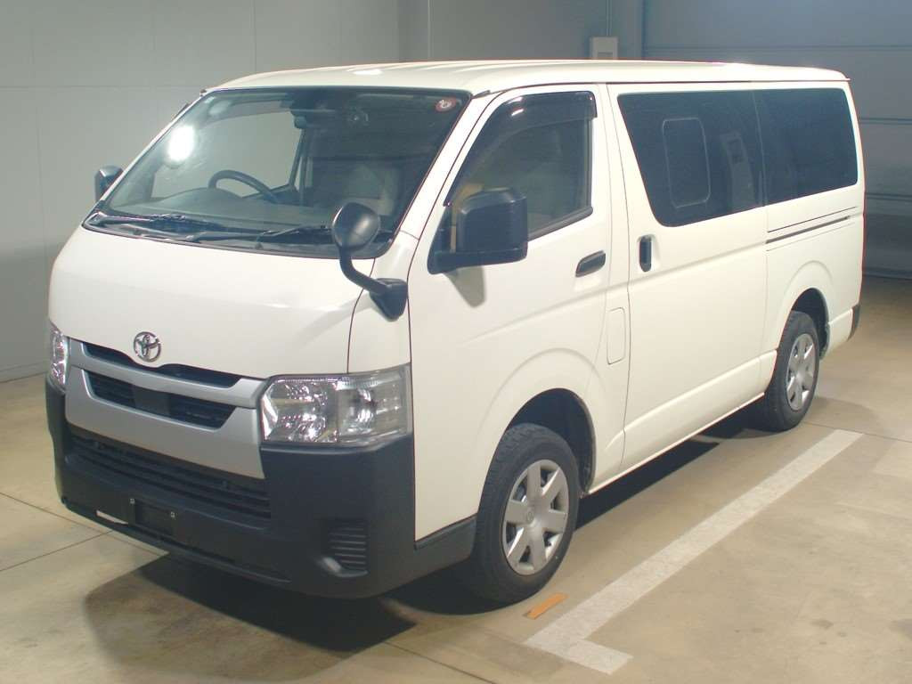 2022 Toyota Hiace Van GDH201V[0]